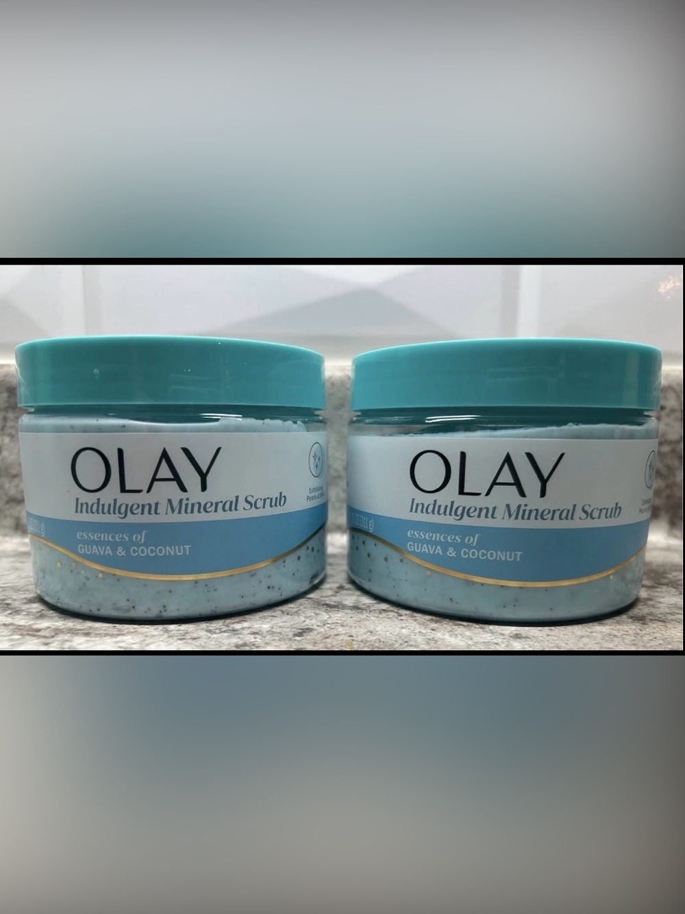 OLAY Indulgent Mineral Scrub - Teal Jar
